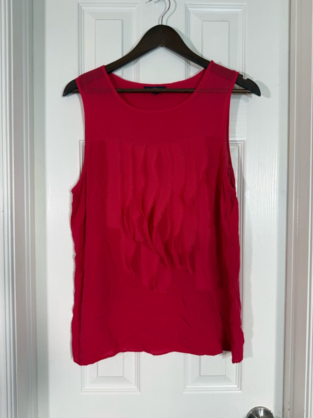 GAP Red Sleeveless Raw Edge Ruffle Front Blouse Size L